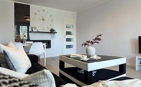 Apartament nieopodal Centrum Nauki Cogiteon